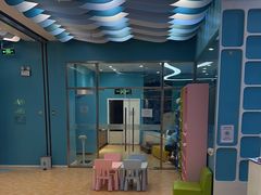 -Swim斯卫姆国际儿童游泳中心(红博中央公园店)