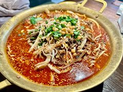 -张翻越·川渝冒菜·武汉黑鸭煲(城北万象城店)