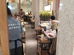 -三人行骨头王火锅(长寿店)