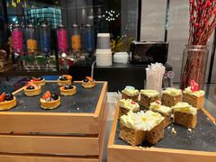 -飨食汇全日制餐厅·昆山皇冠假日酒店(九方店)