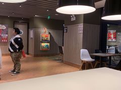 -肯德基(湾畔店)