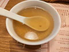 -顺风汤馆·广府粤菜(江宸天街店)