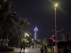 -万绿园