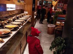自助取餐区-咕嘟草帽鱼·牛奶一样的鲜鱼汤(天鹅湖万达广场店)