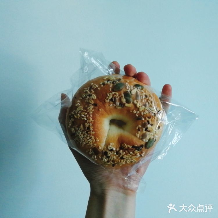 「日式盐面包」这个底！太香了 很有嚼劲的面包！我的菜
