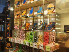 -VENCHI 闻绮(上海佛罗伦萨小镇店)