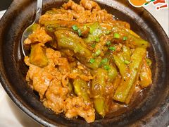 黑椒青茄肥牛煲-汤城小厨•粤菜•靓汤(西直门凯德MALL店)