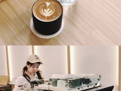 Flat&nbsp;White-Onirii Coffee(长乐路店)