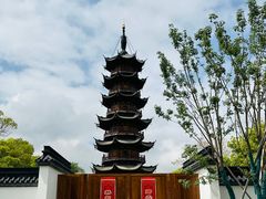 -龙华寺