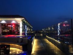 -杜尚rooftop露台酒吧