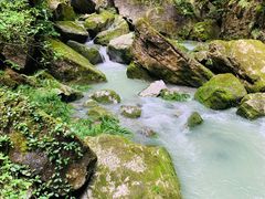 -龙水峡地缝景区