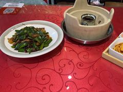 -冯烫烫跷脚牛肉·川菜小馆(武胜西街店)