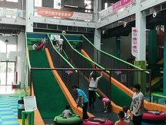 -蒙特利亲子乐园