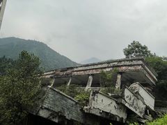 -四川汶川特大地震漩口中学遗址