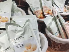 -七鲜超市(瑞虹天地太阳宫店)