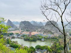 -叠彩山景区