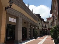 -佛罗伦萨小镇广佛名品奥特莱斯(疏港路店)