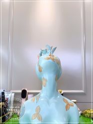 -变画·发型STUDIO