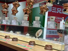 -成都你六姐·牛肉冒菜(信泰中心商场店)