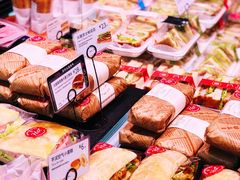 -巴黎贝甜(大宁国际商业广场店)