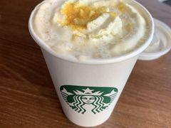 金钻凤梨拿铁-星巴克臻选(武汉首义汇店)