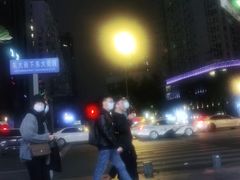-何师烧烤·香辣蟹·川菜·30年老品牌(太古里旗舰店)