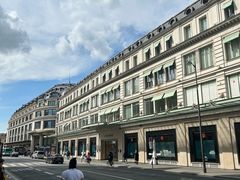 -乐蓬马歇百货公司(Rive Gauche)