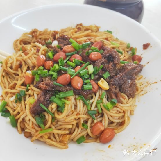 高师傅汤粉店(渊明北路店)