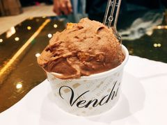 -VENCHI 闻绮(北京国贸商城店)