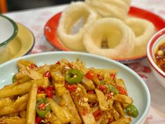 -堂瓦里·33年传统赣菜(第一街区店)