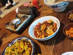 -富正毅三下锅·湘西韵味(天门山索道店)