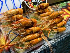 -席娜卡琳火车铁道夜市