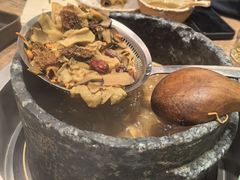 -蘑界·野生菌火锅(深业上城店)