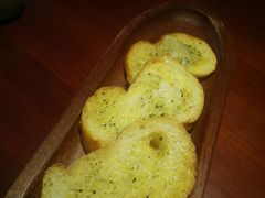 餐前面包-鹿萤季·营地小馆(皇后公园店)