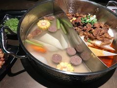 -左庭右院鲜牛肉火锅(新梅广场店)