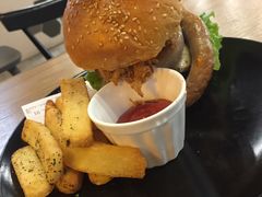 -HELLO 27 意面·沙拉·帕尼尼