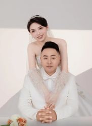 -挪娅婚纱摄影皇家会所