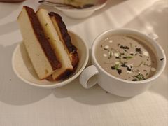 -春树下·树屋花房西餐厅(罍街AS1980店)