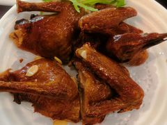 烤乳鸽-御花园·粤菜·海鲜火锅(中山公园店)
