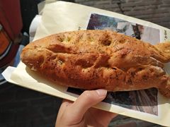 烟熏金枪鱼面包-Piroshky Piroshky
