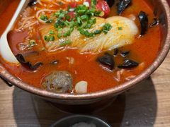 -成都你六姐·牛肉冒菜(信泰中心商场店)