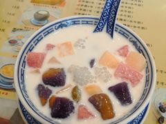 -广信牛奶甜品世家(台东店)