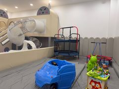 -龙格亲子游泳·水育早教运动中心(龙湾天街店)