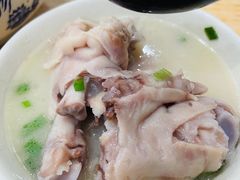 -雷祖芳老妈蹄花店