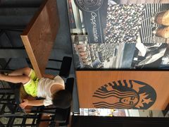 星巴克(来福士店)-星巴克臻选(成都来福士店)