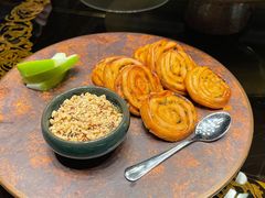 鸭肝葱油饼-杭州西子湖四季酒店·金沙厅