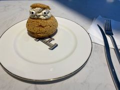 -Fridi Patisserie Cafe