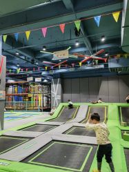 -反弹蹦床公园·亲子乐园·团建·派对(尚品奥莱店)