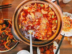 肥肠牛蛙砂锅-马头巷·食景园(苏州总店)