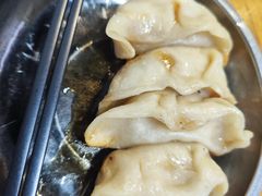 -黄阿姨锅贴大王(万航渡路店)